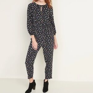 NWT Old Navy Waist Defined Keyhole Long Sleeve Floral Jumpsuit